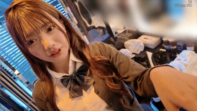 011130zz97rqeeverezeye.gif